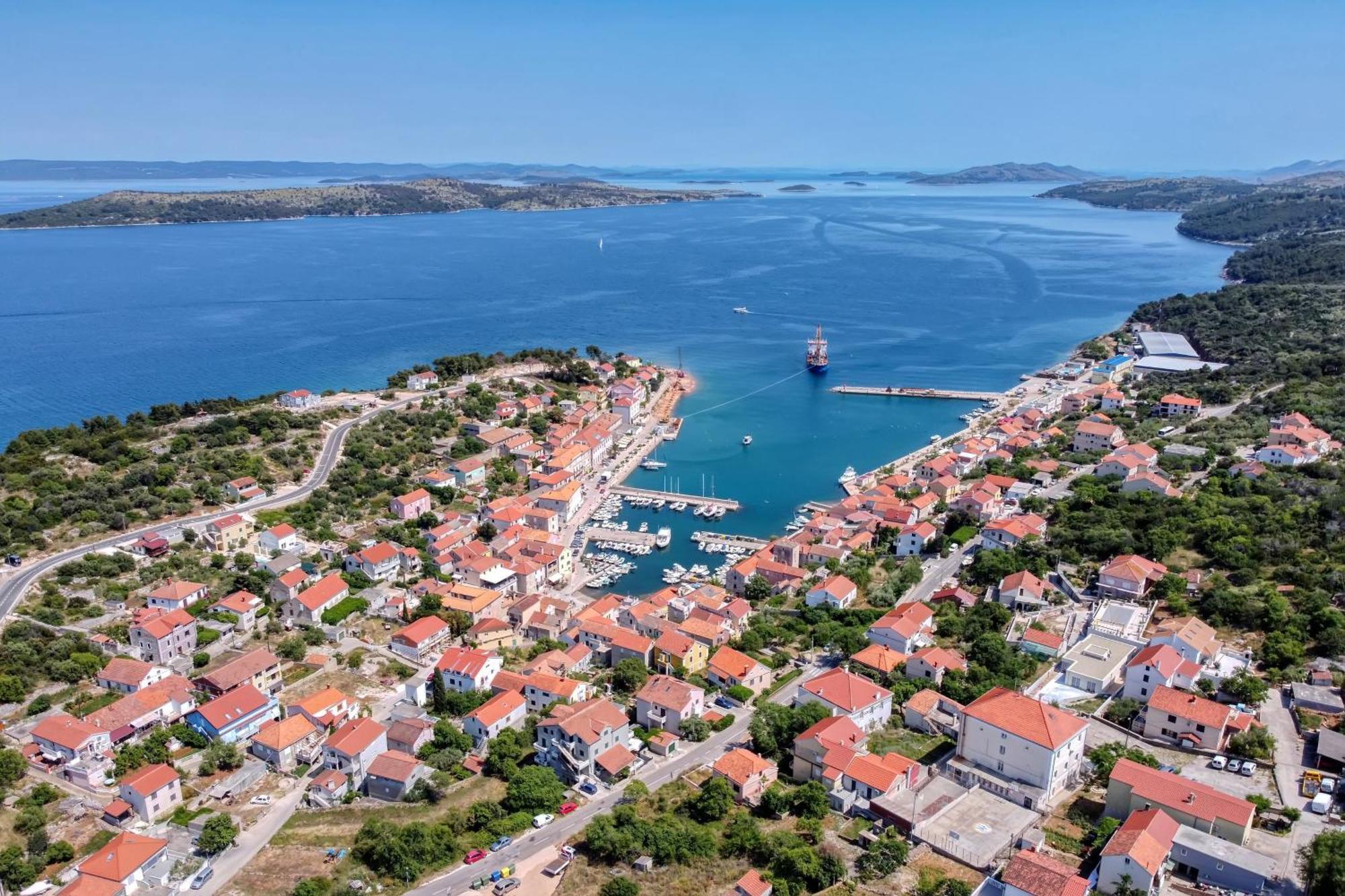 Apartments By The Sea Sali, Dugi Otok - 8110 Экстерьер фото